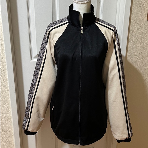 Gucci Other - Gucci Black and Cream Bomber Jacket